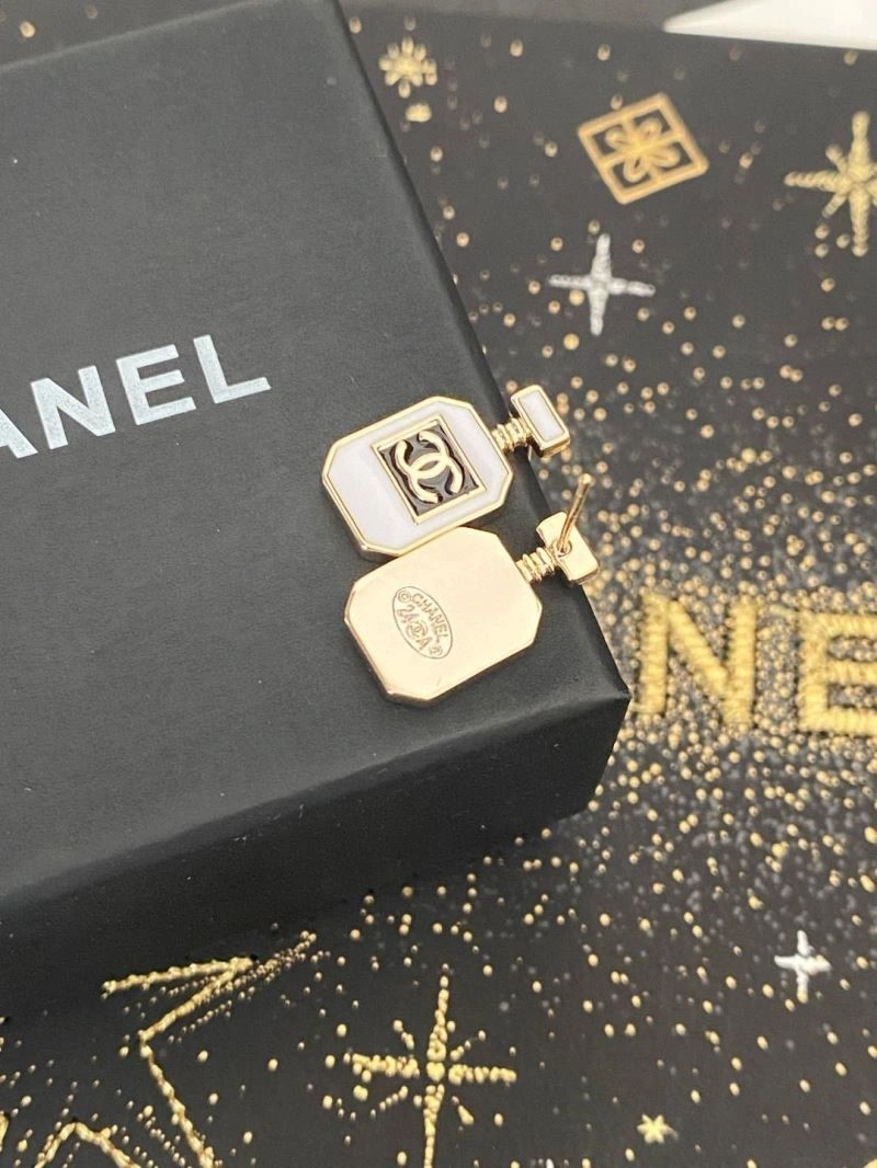 Chanel Earrings Flexible 224803