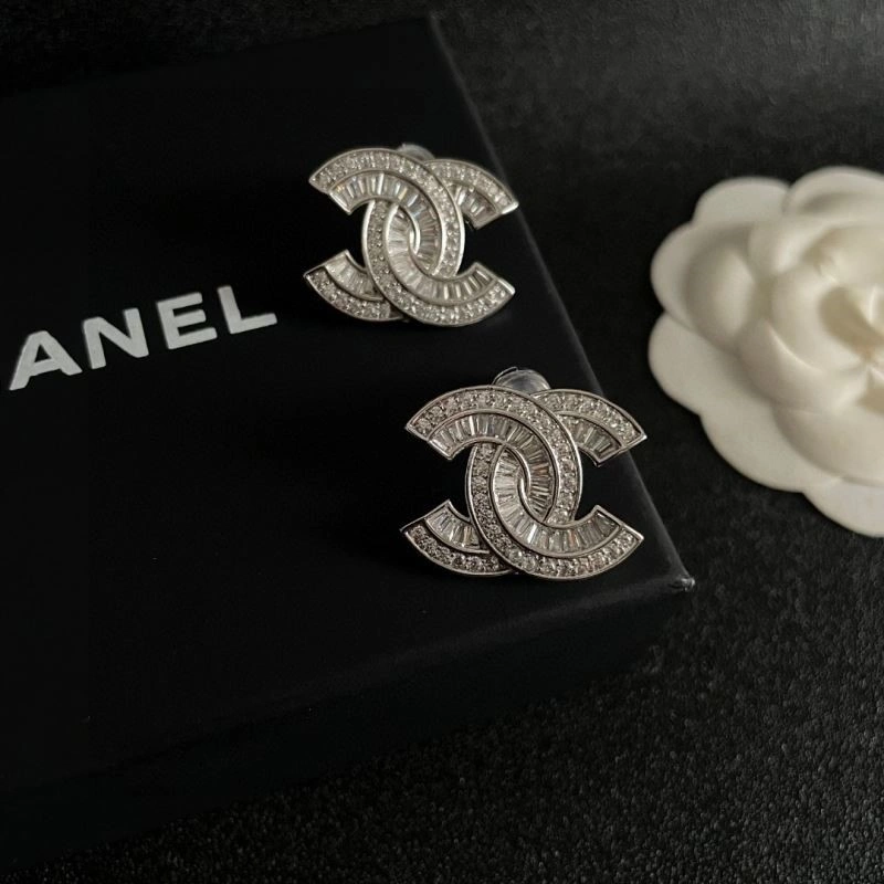 Breathable Chanel Earrings 224790