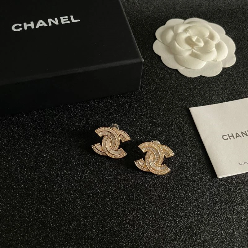 Breathable Chanel Earrings 224790