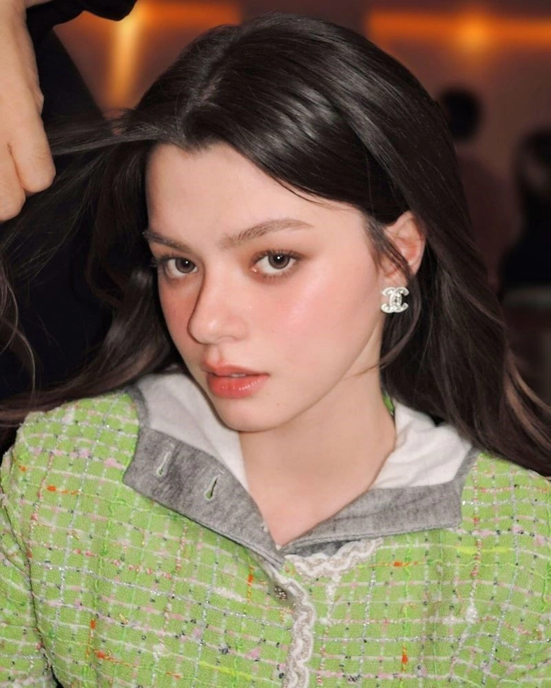 Seasonal Chanel Earrings 224793