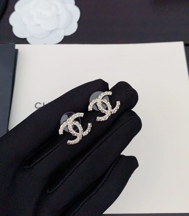 Chanel Earrings Sleek 224762