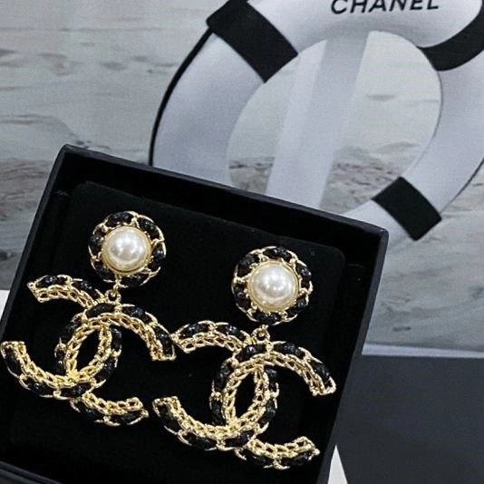 Chanel Earrings Soft 224770