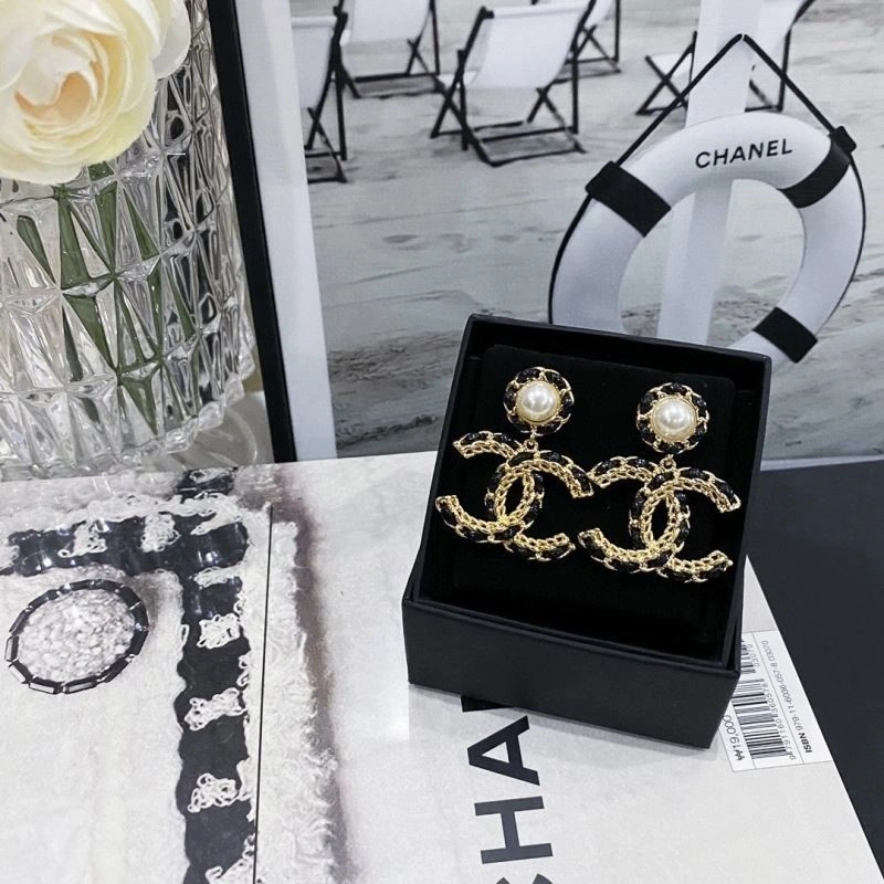 Chanel Earrings Soft 224770