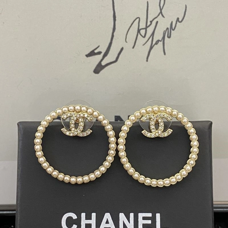 Popular Chanel Earrings 224769