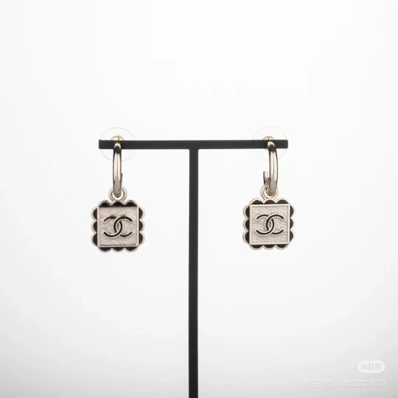 TechFriendly Chanel Earrings 224767