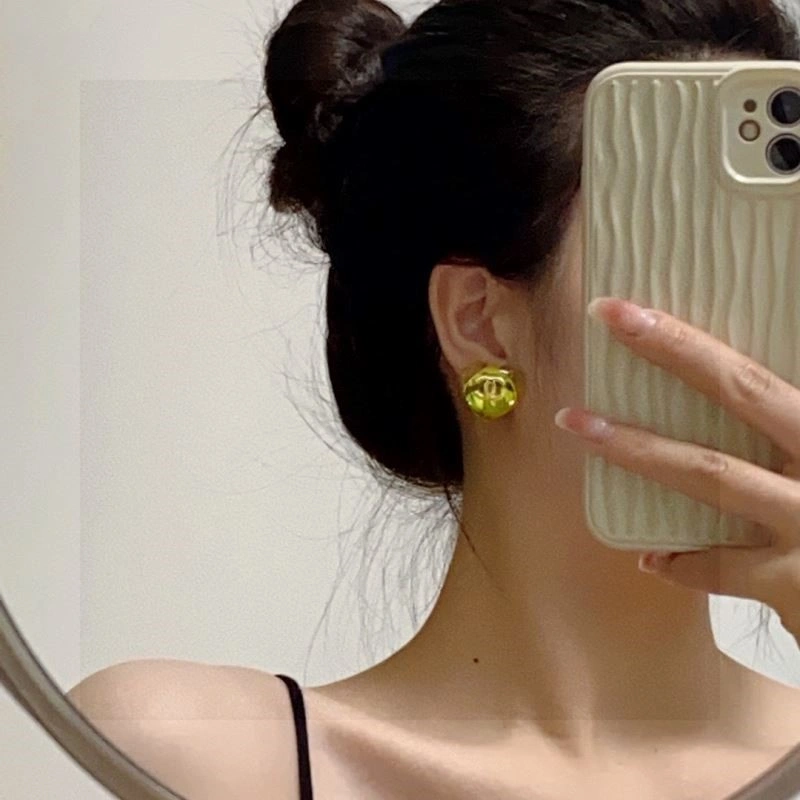 Effortless Chanel Earrings 224766