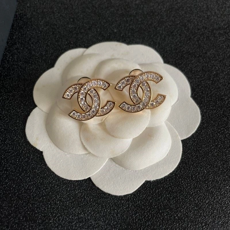 MoistureWicking Chanel Earrings 224861