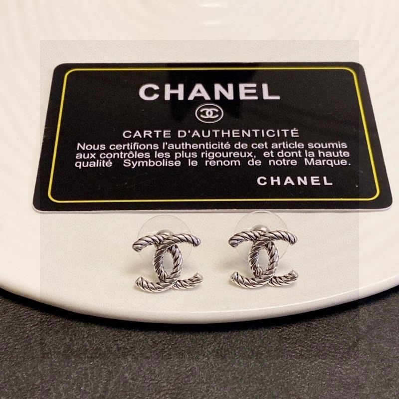 Chanel Earrings Efficient 224755