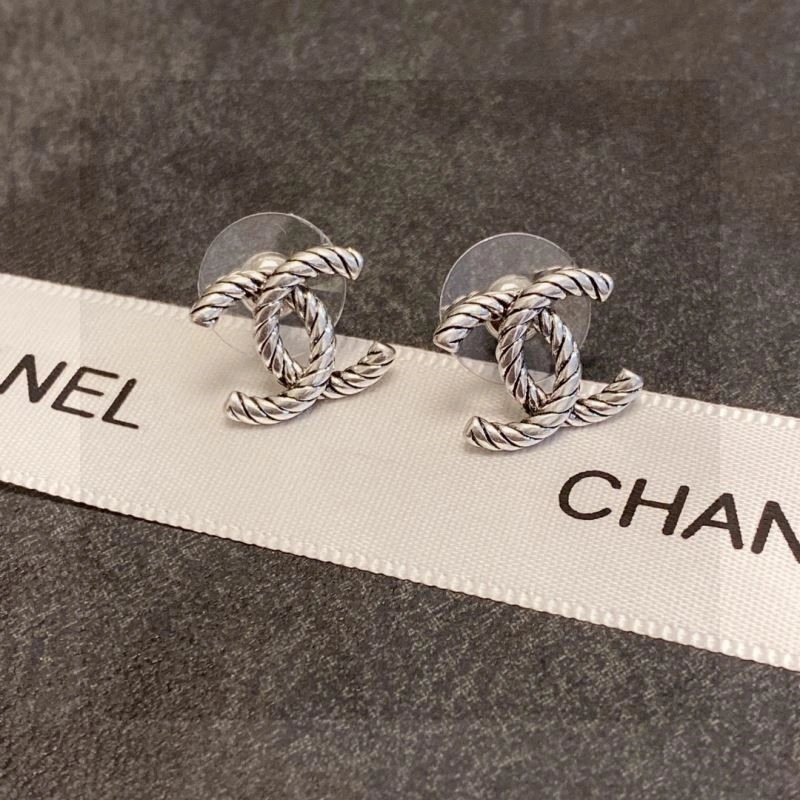 Chanel Earrings Efficient 224755