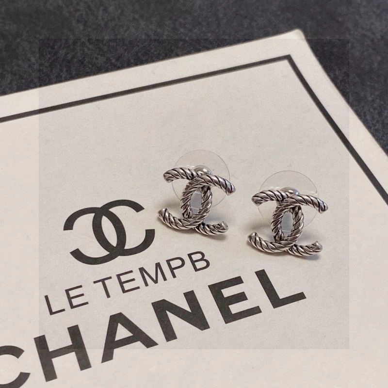 Chanel Earrings Efficient 224755