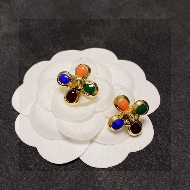 Unisex Chanel Earrings 224308