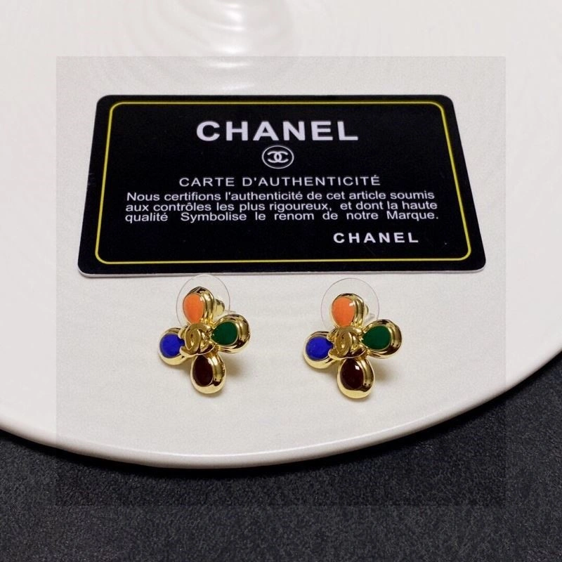 Unisex Chanel Earrings 224308