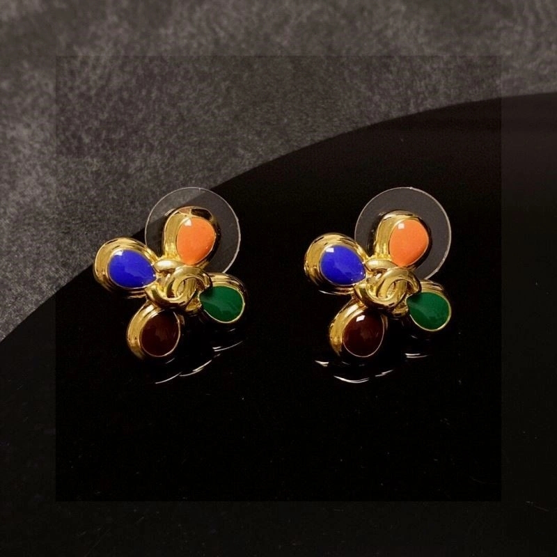 Unisex Chanel Earrings 224308