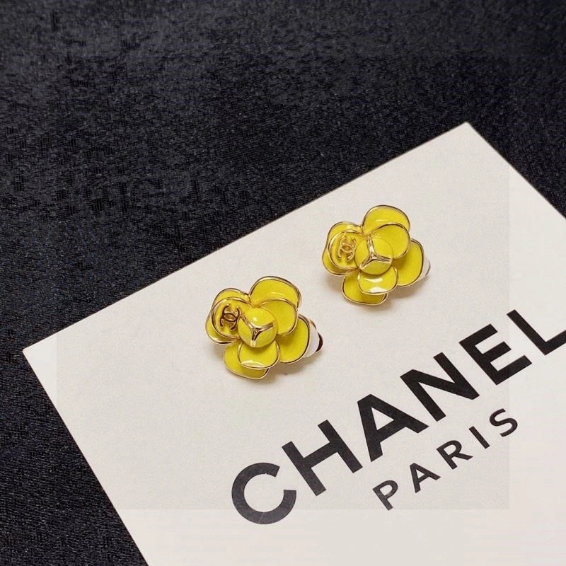 Chanel Earrings FashionForward 224303