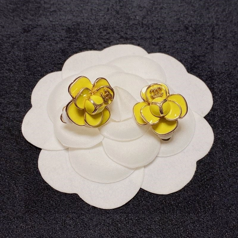 Chanel Earrings FashionForward 224303