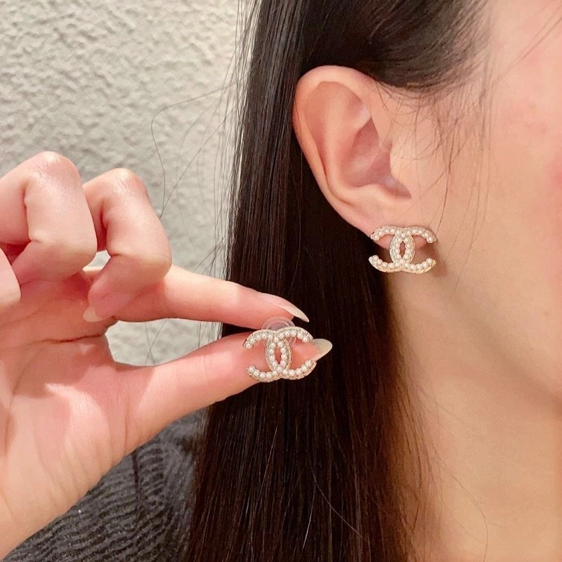 Chanel Earrings StreetReady 224301