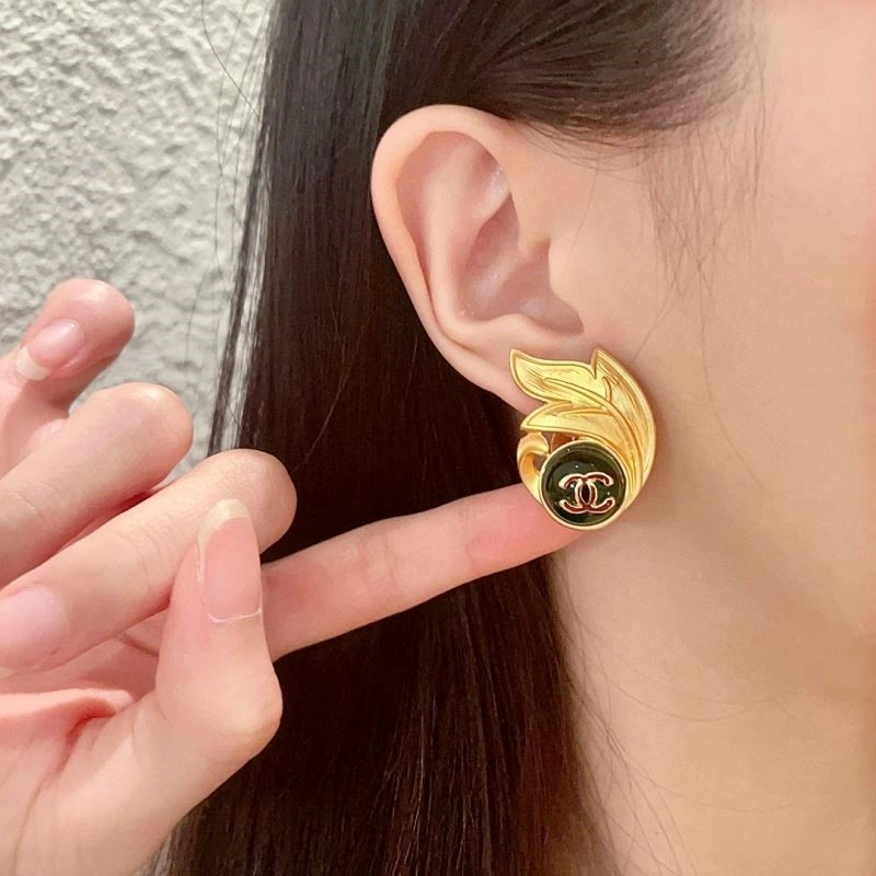 WrinkleFree Chanel Earrings 224335