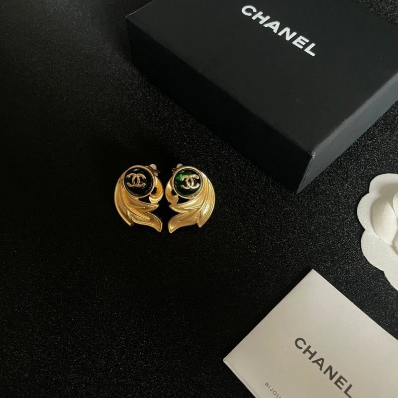 WrinkleFree Chanel Earrings 224335