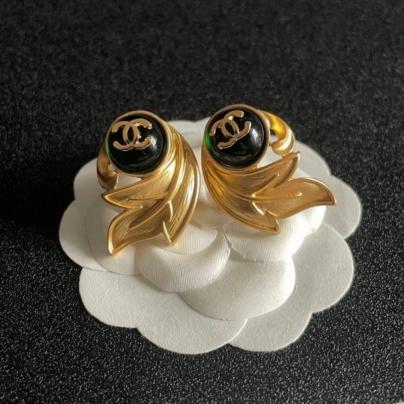 WrinkleFree Chanel Earrings 224335