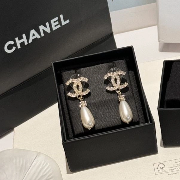 Chanel Earrings SunProtective 224285