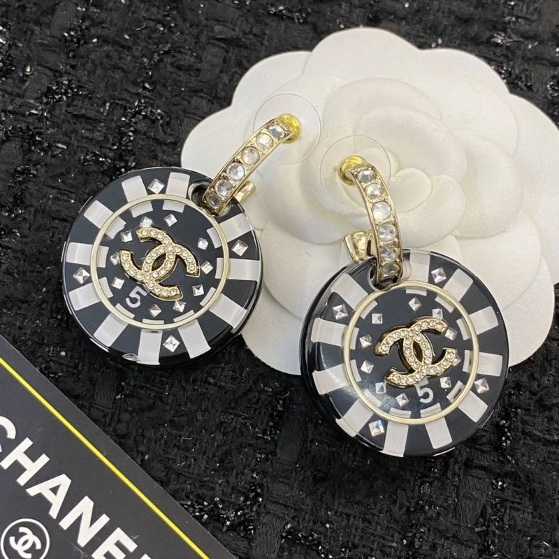 Chanel Earrings Lightweight 224302
