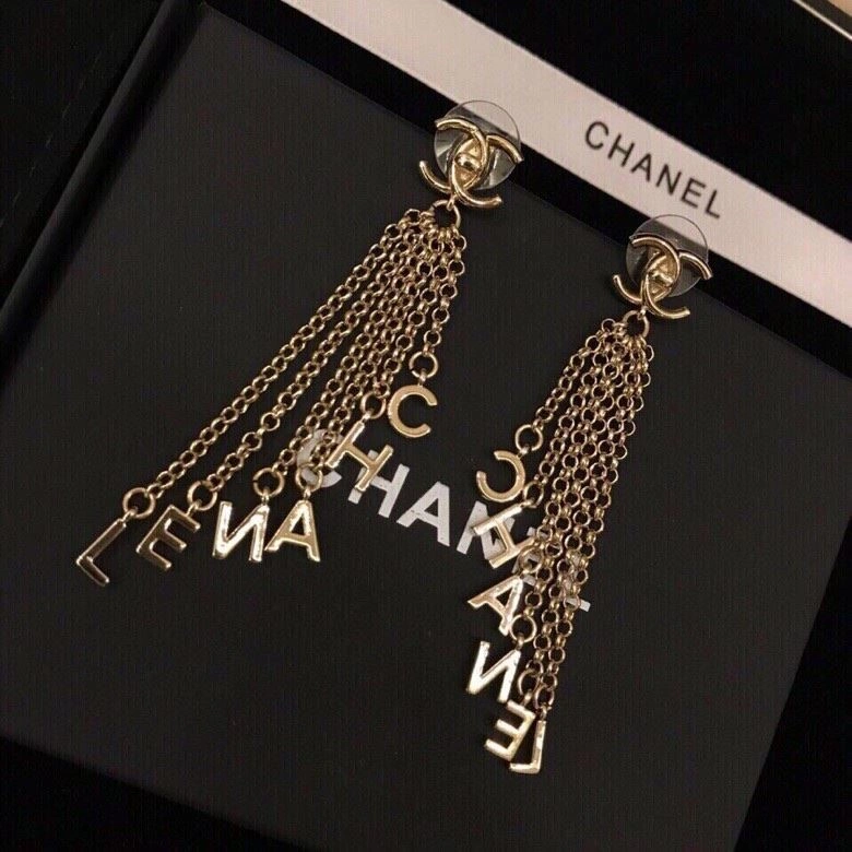 EyeCatching Chanel Earrings 224281