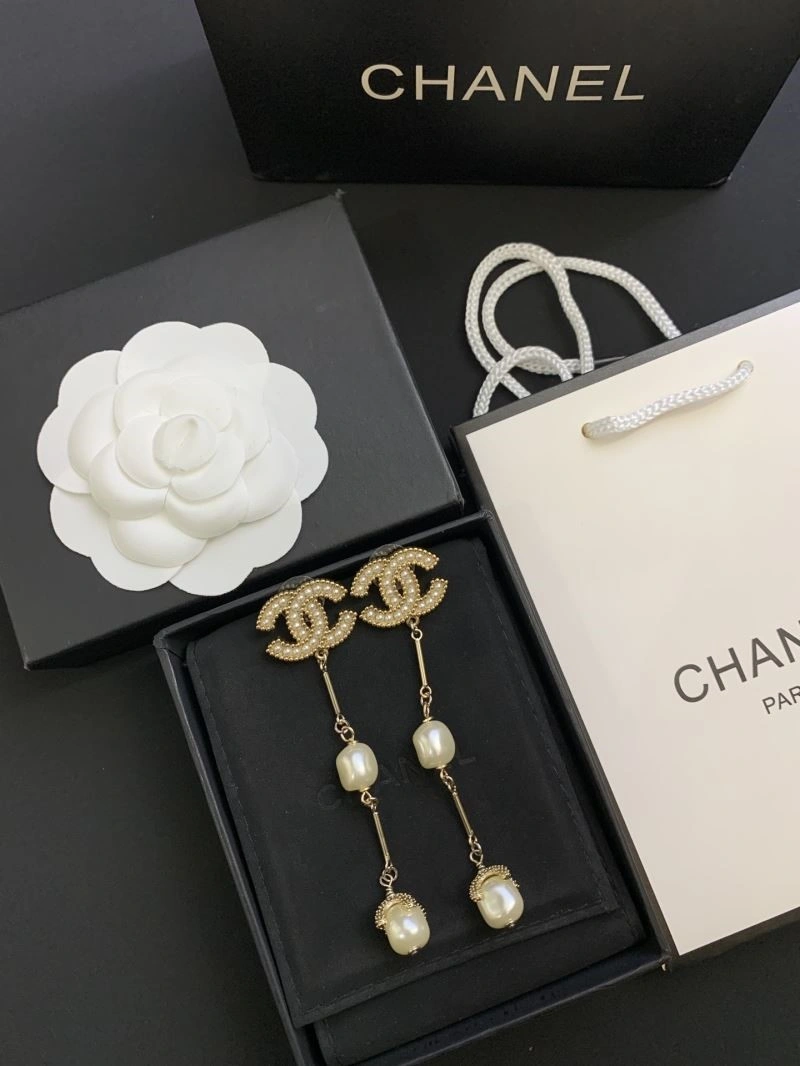 Chanel Earrings Chic 224320