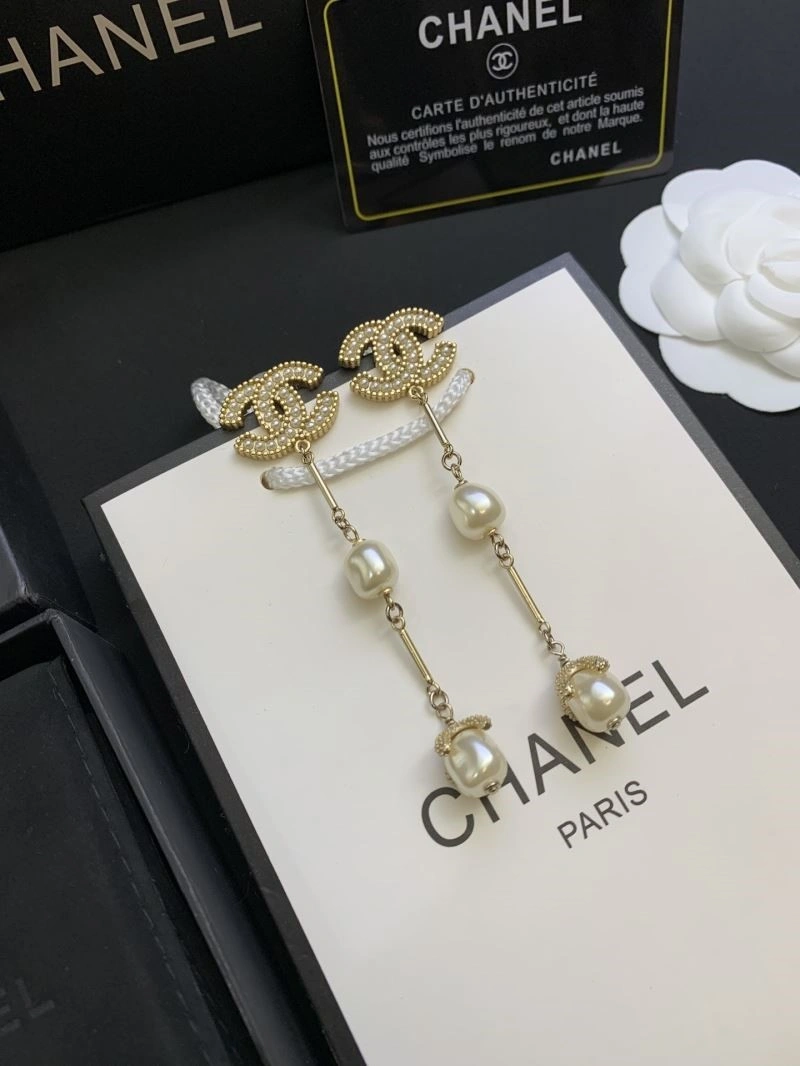 Chanel Earrings Chic 224320