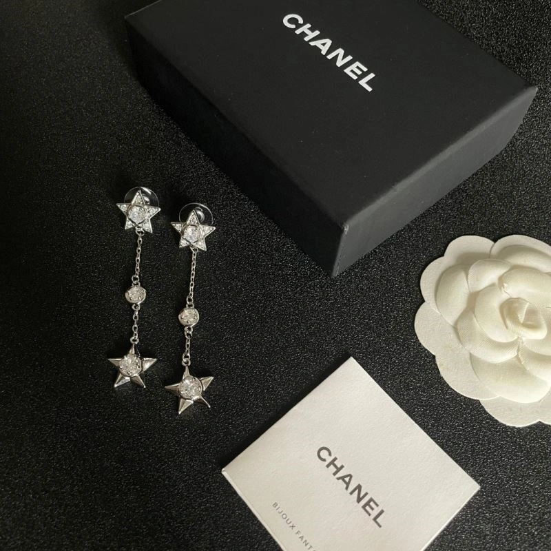 Chanel Earrings Lightweight 224267