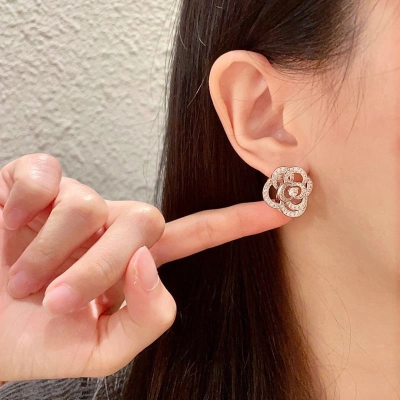 Breathable Chanel Earrings 224276