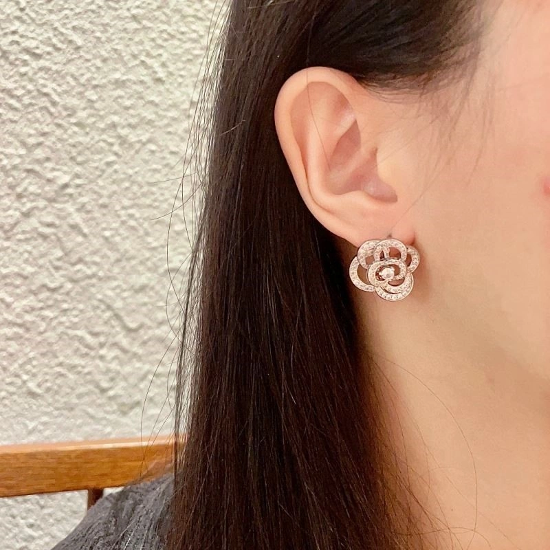 Breathable Chanel Earrings 224276