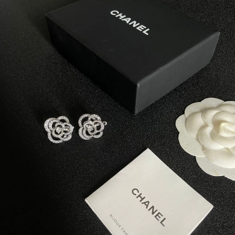Breathable Chanel Earrings 224276