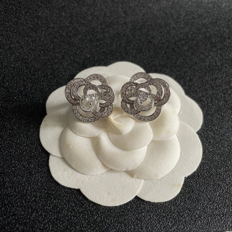 Breathable Chanel Earrings 224276
