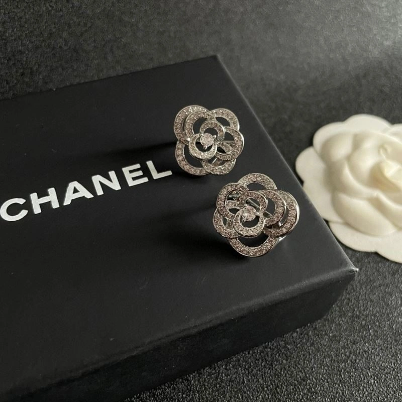 Breathable Chanel Earrings 224276