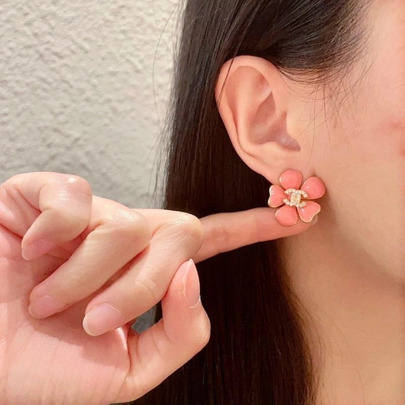 Premium Chanel Earrings 224258