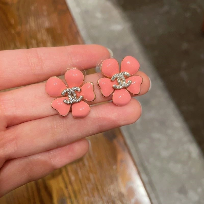 Premium Chanel Earrings 224258