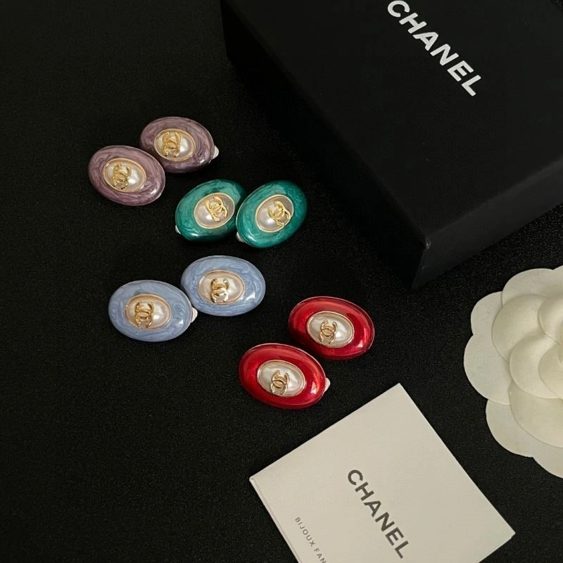 Chanel Earrings Supportive 224306