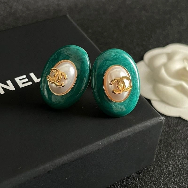 Affordable Chanel Earrings 224310