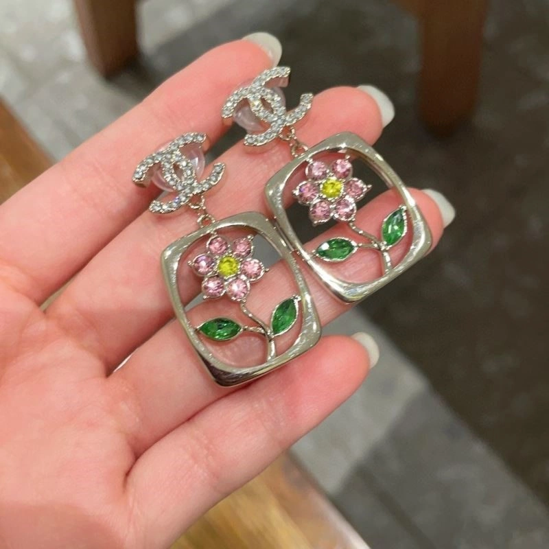 WellDesigned Chanel Earrings 224274