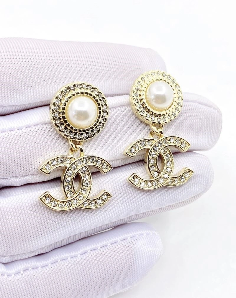 Chanel Earrings TimelessDesign 224255