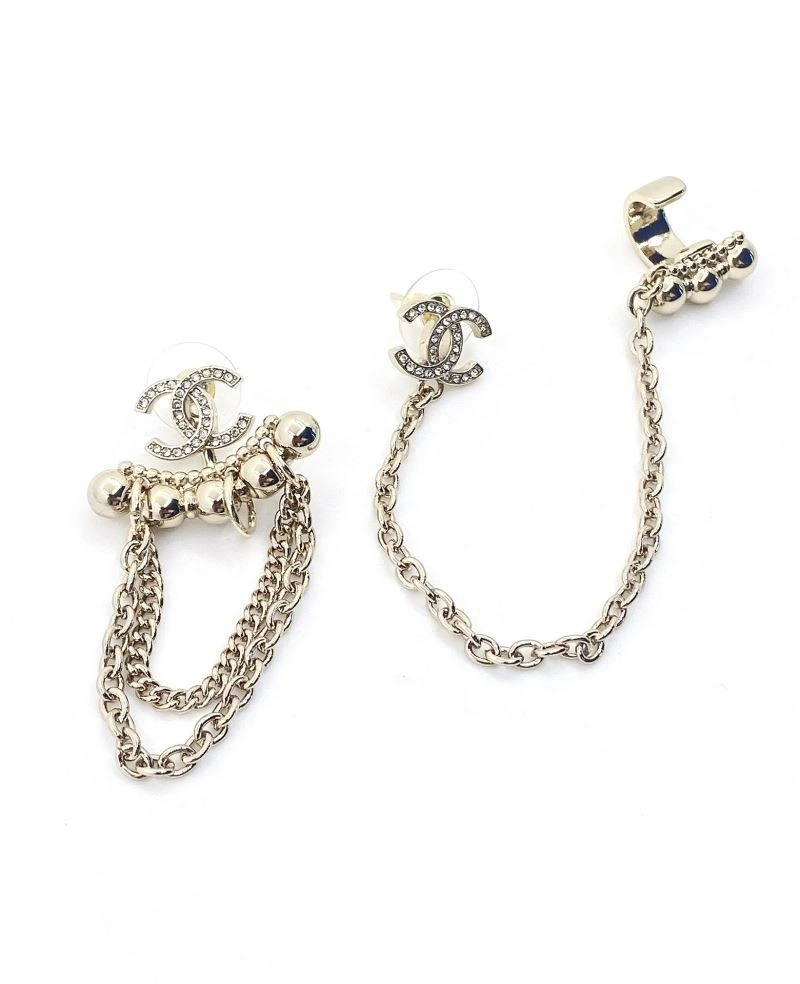 Vibrant Chanel Earrings 224253