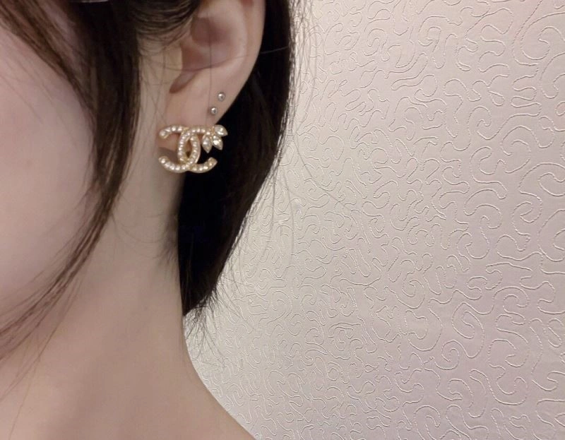 SunProtective Chanel Earrings 224240