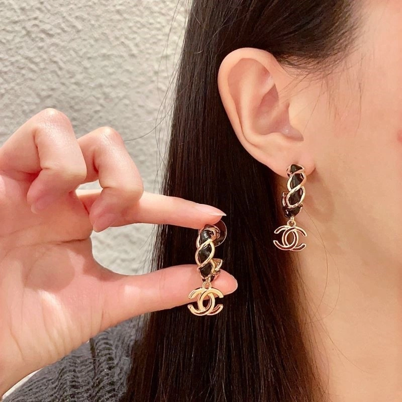 Youthful Chanel Earrings 224296