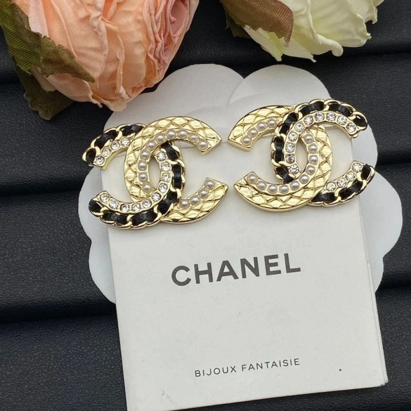 Chanel Earrings Effortless 224245