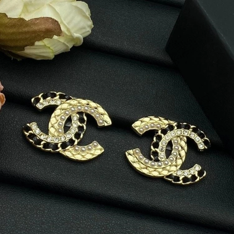 Chanel Earrings Effortless 224245