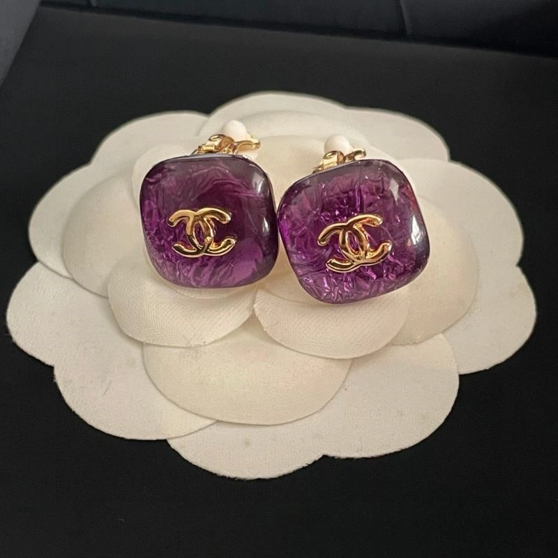Chanel Earrings EyeCatching 224343