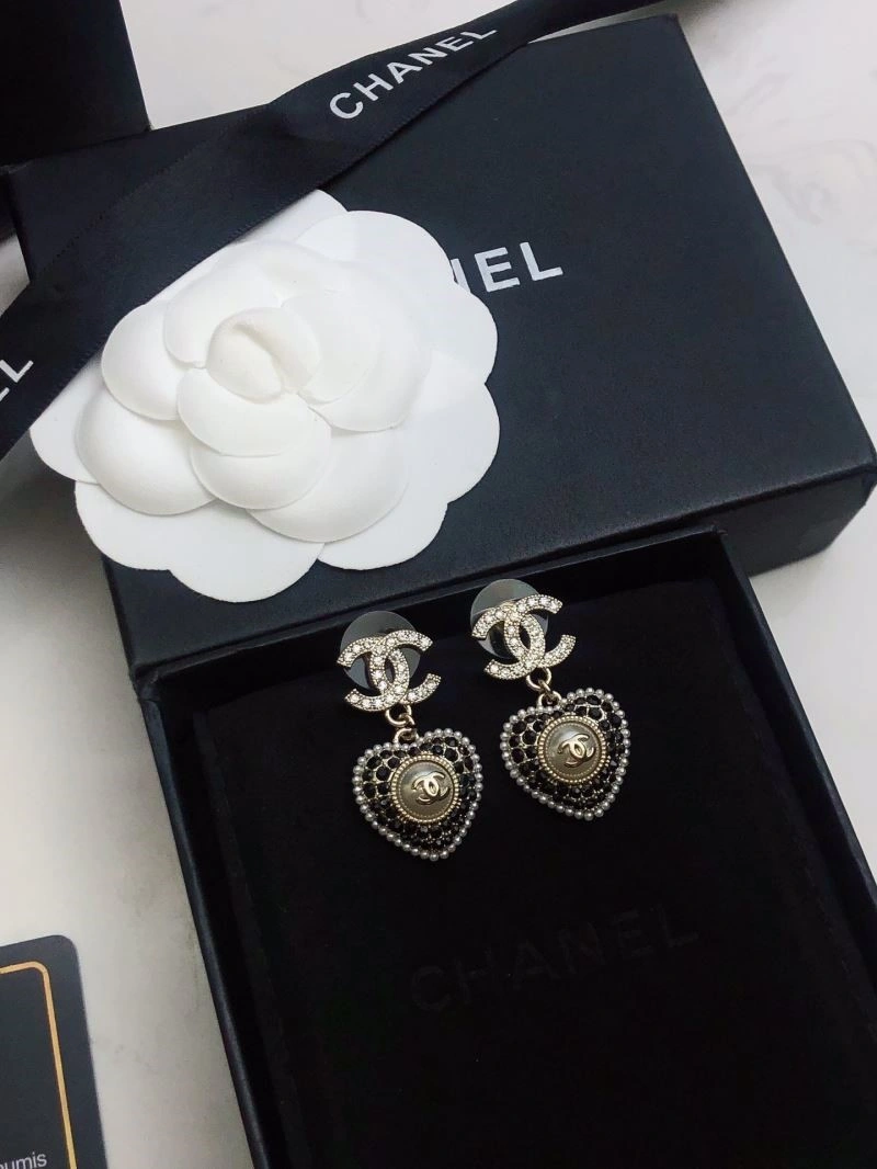 Chanel Earrings Attractive 224225