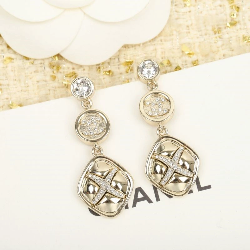 Chanel Earrings Breathable 224237