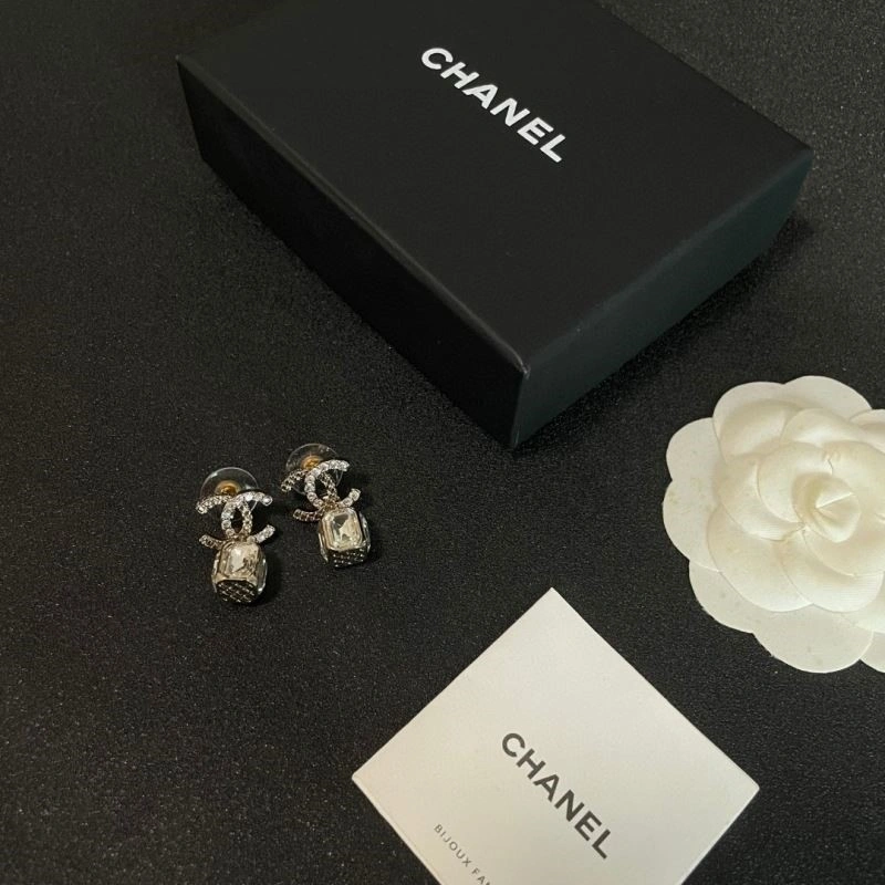 ModernLook Chanel Earrings 224236