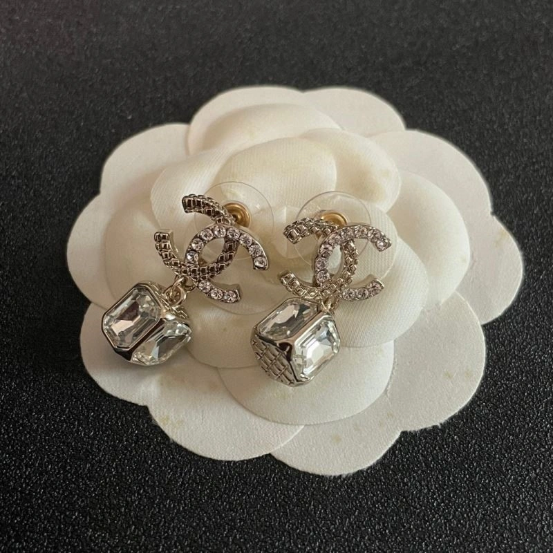 ModernLook Chanel Earrings 224236